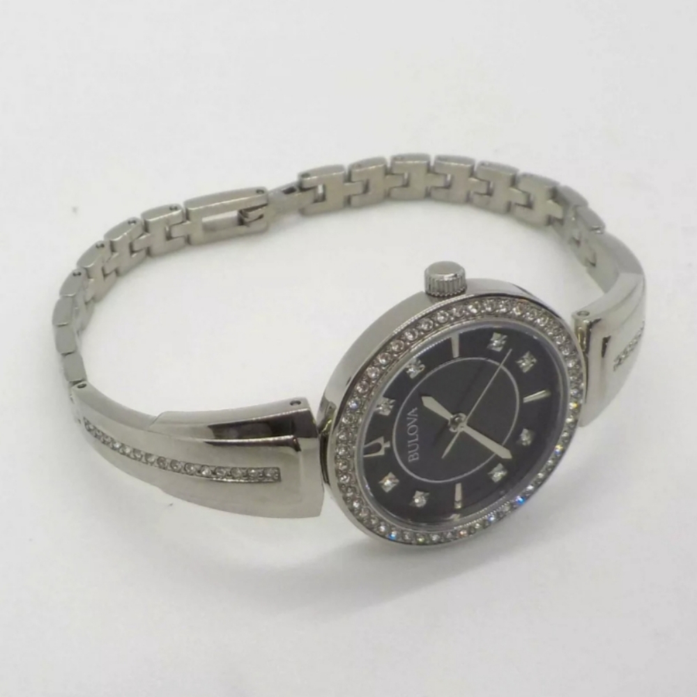 **SOLD** Bulova Women's 96X152 Dress Crystal Silver Watch - Picture 4 of 9